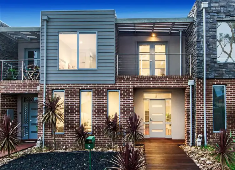 Main view of Homely townhouse listing, 2 Oatlands Lane, Cairnlea VIC 3023