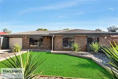 Second view of Homely house listing, 5 Wachtel Crescent, Burton SA 5110