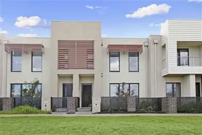 16 Grenville Walk, Lalor VIC 3075