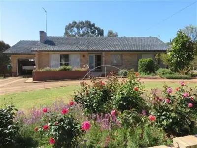 14 Pensioner Road, Kojonup WA 6395