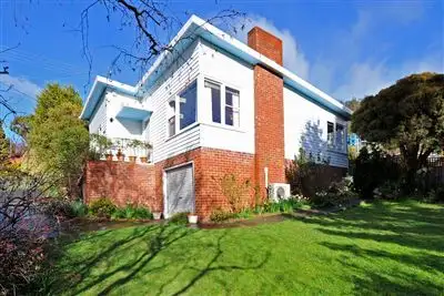 30 Clift Street, Mount Stuart TAS 7000