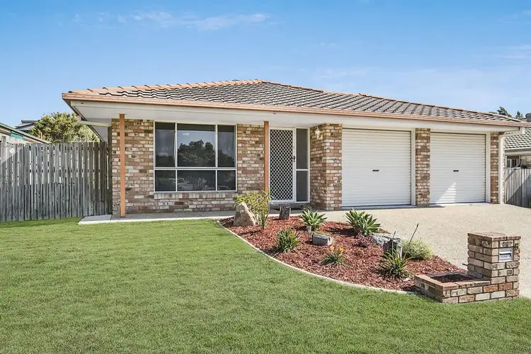 5 Coral Close