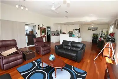 Second view of Homely house listing, 10 Elizabeth Batts Crt, Banksia Beach QLD 4507