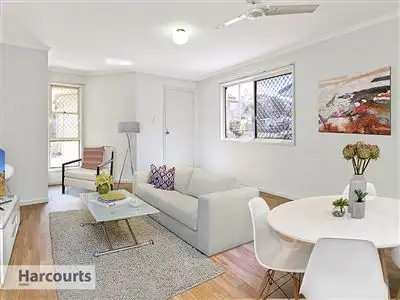 Second view of Homely villa listing, 2/32 Gaythorne Road, Gaythorne QLD 4051