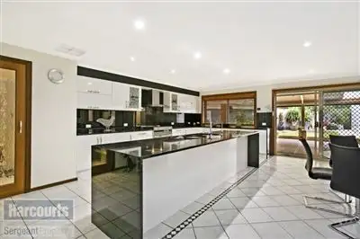 2 Nicola Court, Salisbury Downs SA 5108