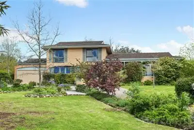 2 Kingston Court, Mount Clear VIC 3350