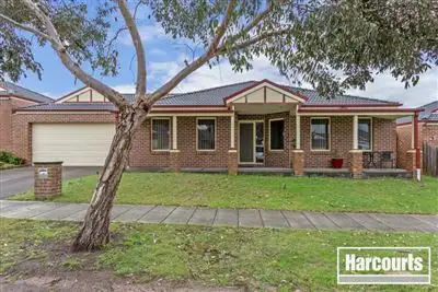 4 Cusack Way, Lynbrook VIC 3975