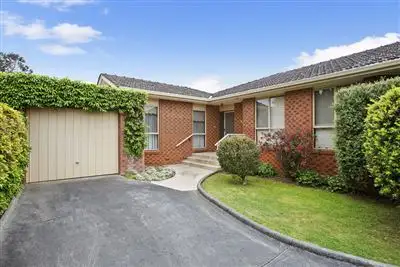 2/1 Baringa Street, Mount Waverley VIC 3149