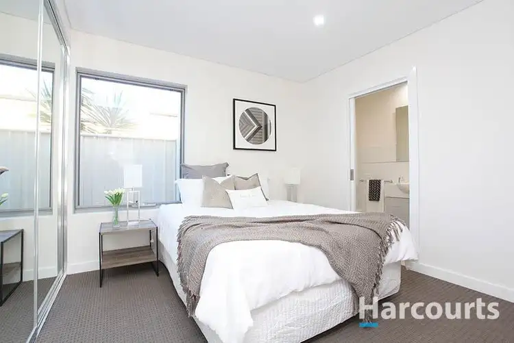 Fifth view of Homely apartment listing, 1/41 Amberley Way, Westminster WA 6061