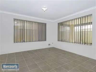 Sixth view of Homely house listing, 4/15 Peppermint Gardens, Aubin Grove WA 6164