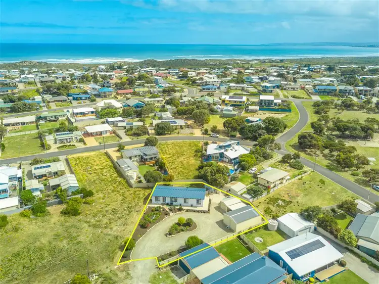 25 Haynes Crescent, Goolwa Beach SA 5214