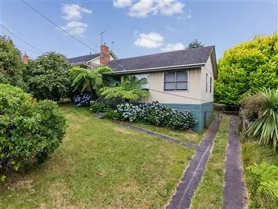 15 Bertram Street, Drouin VIC 3818