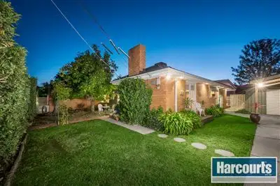 39 St. Clair Road, Wantirna South VIC 3152