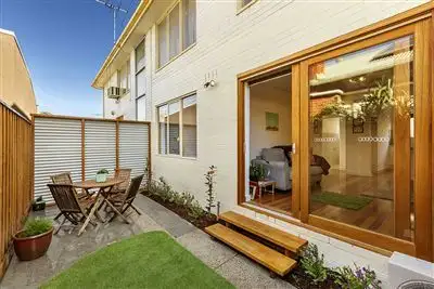 Main view of Homely unit listing, 1/123 Shaftesbury Pde, Thornbury VIC 3071