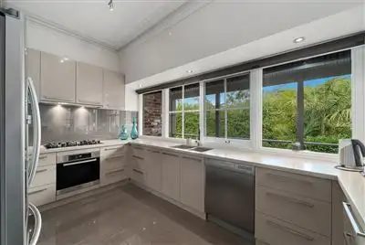 Fifth view of Homely house listing, 10 Eumeralla Grove, Mount Eliza VIC 3930