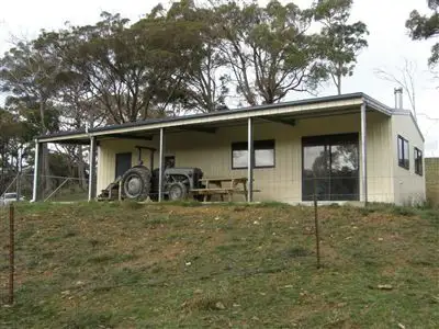 - Groves Street, Gladstone TAS 7264