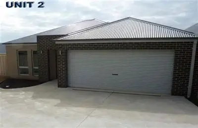 2/2A Warwick Road, Wodonga VIC