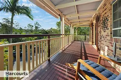 1 Cedarwood Court, Arana Hills QLD 4054