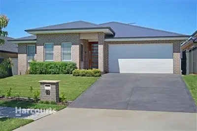 35 Swansona Avenue, Mount Annan NSW 2567