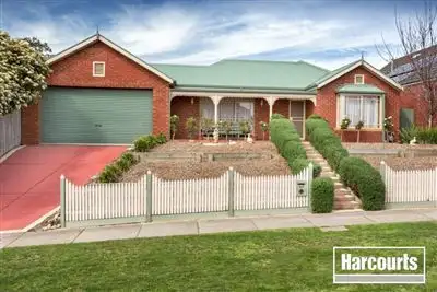 107 Earlsfield Drive, Berwick VIC 3806