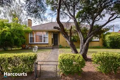 11 Gloria Avenue, Dandenong North VIC 3175