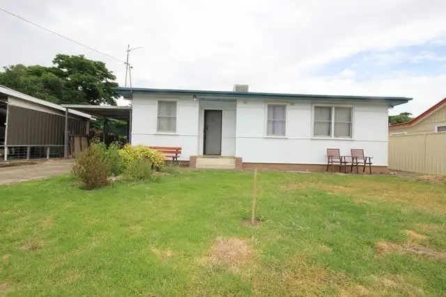 199 Thompson Street, Cootamundra NSW 2590