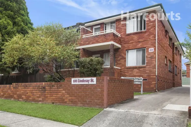 7/180 Lindesay Street, Campbelltown NSW 2560