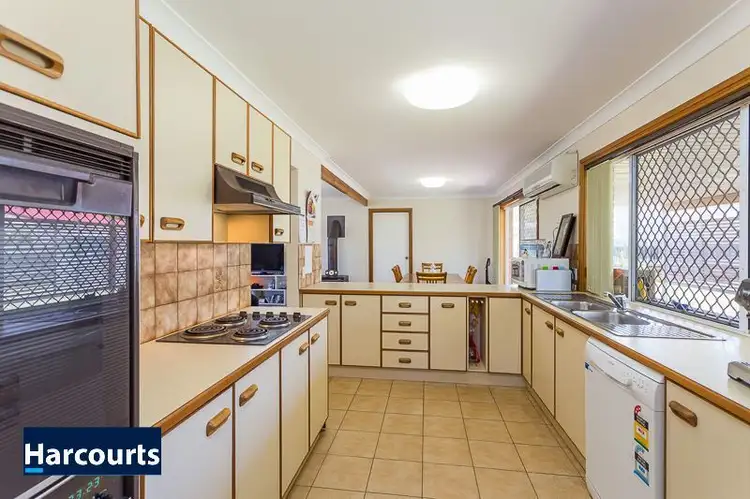 Sixth view of Homely house listing, 2 Finuge Court, Victoria Point QLD 4165