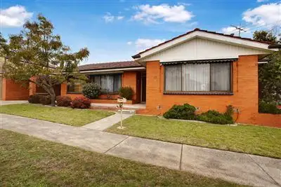 14 Simon Street, Clayton South VIC 3169