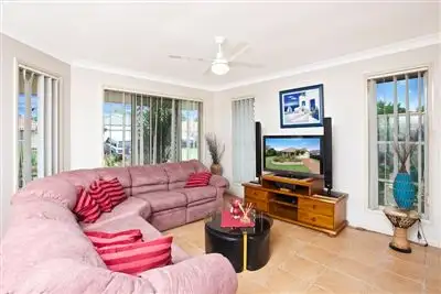 Fourth view of Homely house listing, 8 Ursula Place, Wynnum West QLD