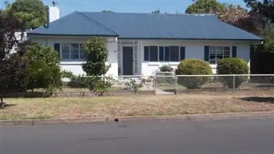 55 Crown Street, Cootamundra NSW 2590