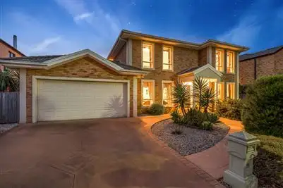 25 South Shore Avenue, Sanctuary Lakes VIC 3030