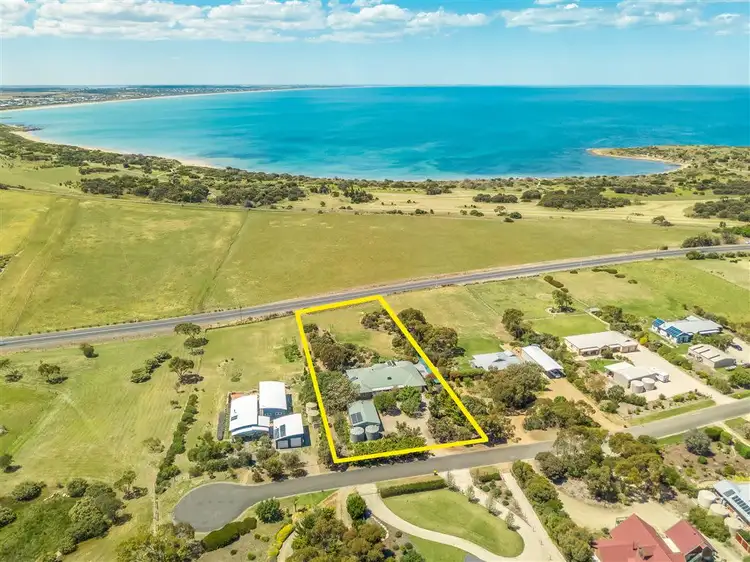 3 Stock Drive, Port Elliot SA 5212