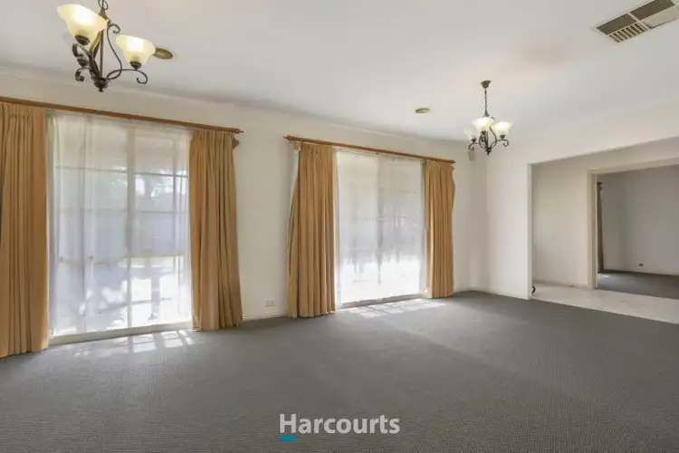 Fifth view of Homely house listing, 15 Heyfield Court, Narre Warren VIC 3805