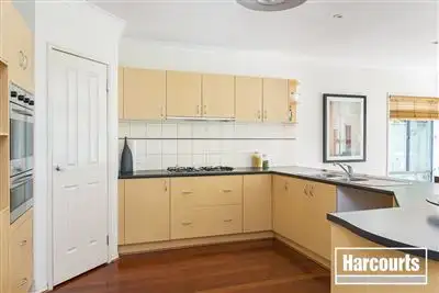 Sixth view of Homely house listing, 30 Kuranda Crescent, Berwick VIC 3806