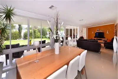24 Burton Avenue, Park Holme SA 5043