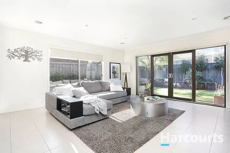 Fifth view of Homely house listing, 10 Pontoon Street, Lalor VIC 3075