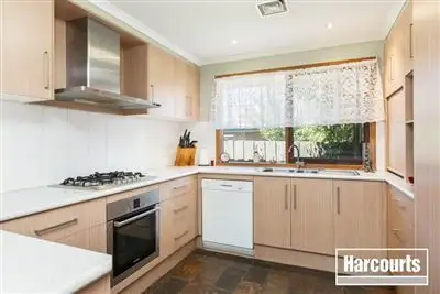 Fifth view of Homely house listing, 2 Mason Way, Berwick VIC 3806
