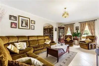 Second view of Homely house listing, 1 Paranda Court, Vermont VIC 3133