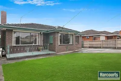Second view of Homely house listing, 5 Kalara Close, Lalor VIC 3075