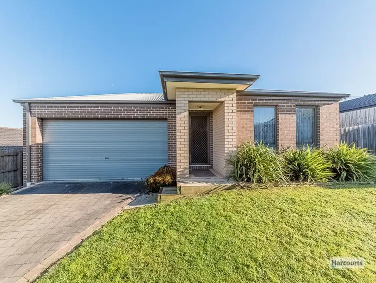 53 Springwater Drive, Drouin VIC 3818