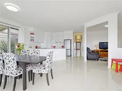 7 Moor Circuit, Warner QLD 4500