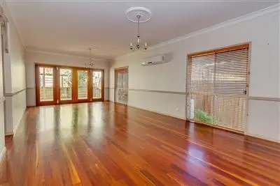 19 Outlook Drive, Waterford QLD 4133