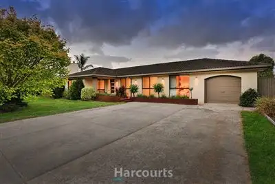18 Home Road, Nar Nar Goon VIC 3812
