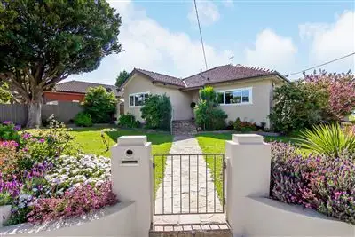 33 Kars Street, Frankston VIC 3199