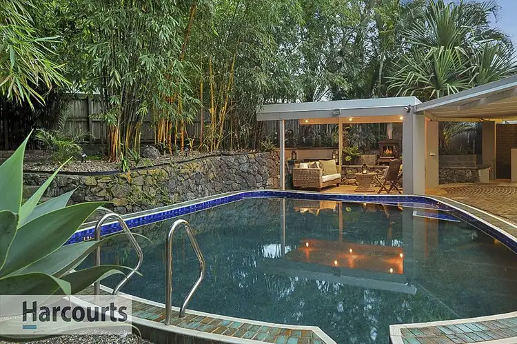 4 Caladenia Court, Everton Hills QLD 4053