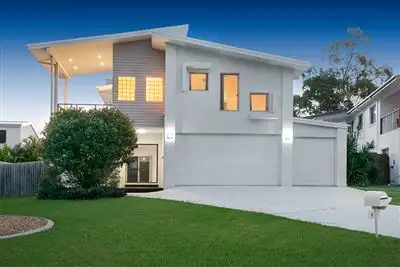 8 Glider Close, Wakerley QLD 4154