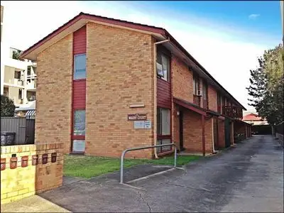 5/11 Warby Street, Campbelltown NSW 2560
