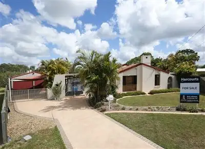 6 Iona Ct, Edens Landing QLD 4207