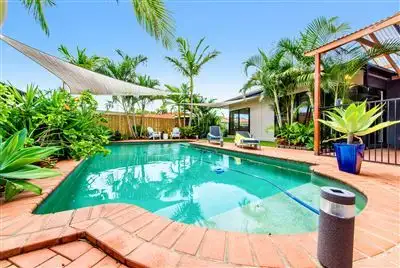 Second view of Homely house listing, 4 Ilminster Crescent, Mudgeeraba QLD 4213
